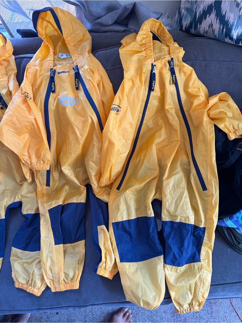 Unbranded Kids Yellow & Navy One-Piece Rain Suit with Hood size 4t and 5t guc